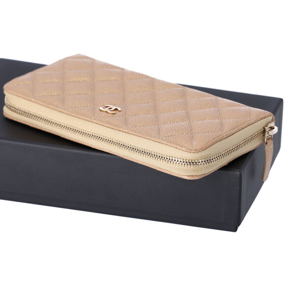 CHANEL Matelasse Classic Quilted Long Zip Around Wallet Gold Caviar Leather - Picture 4 of 7